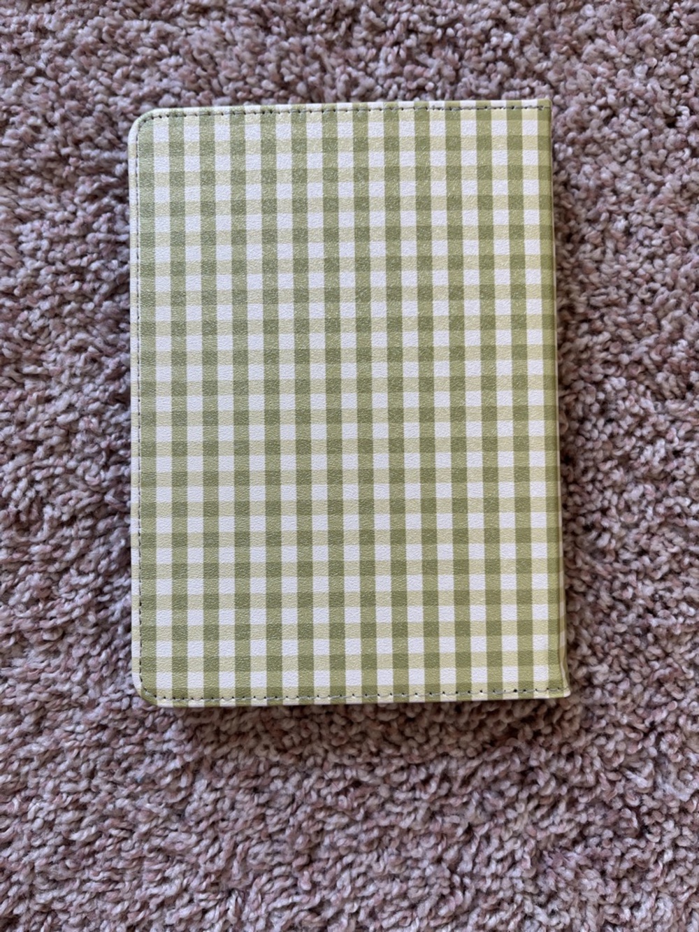 Elyse Breanne Kindle Case in Green Gingham - Picture 4 of 6